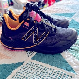 New Balance asphalt grey and yellow Sneakers with Pink Detail